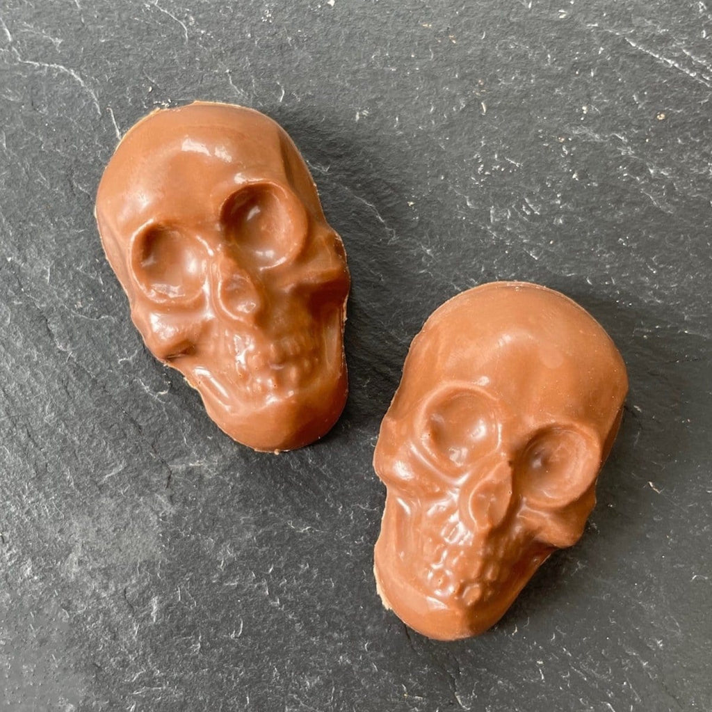 Brown milk chocolate skull gothic cake decoration 